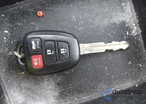 2016 Toyota Camry Le z USA, uszkodzony, nr VIN 4T1BF1FK8GU539664